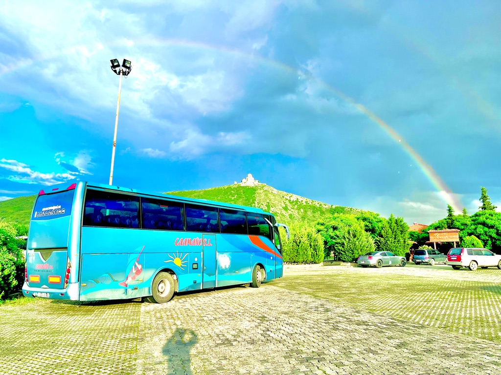 B4C6EF80 D569 473A BAD2 DF71AEEC82F1 1 105 c