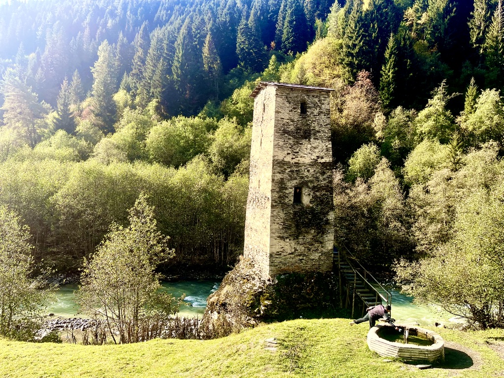 6AADA0C2 C0AB 41C1 81C6 56726807E0C8 1 105 c